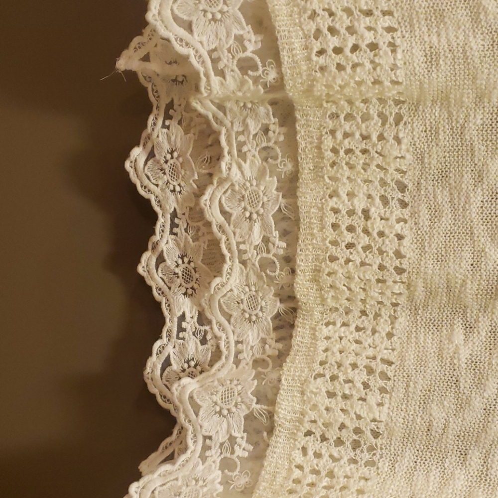 Tunic - Picture 2 of 3